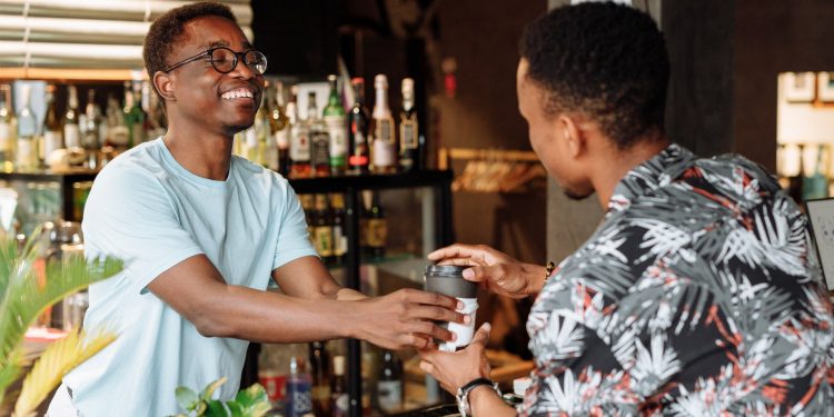 Thấu hiểu ưu và nhược điểm bộ 3 chiến lược mở quán cafe