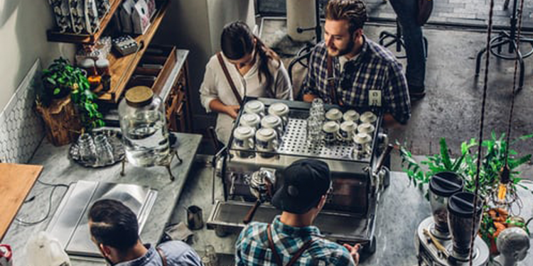 Muốn có những nhân viên chất lượng cho quán cafe thì bỏ túi ngay những kinh nghiệm sau